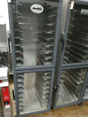 Metro DD8119 Transport Cabinet - 17 Slots