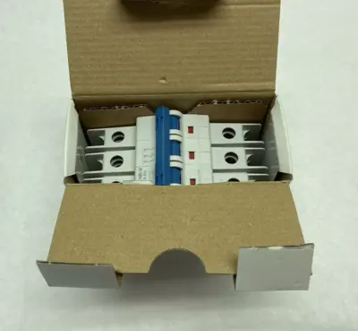 USED ALLEN-BRADLEY SER. D CIRCUIT BREAKER 3-POLE 20A