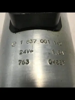 USED BOSCH 0 810 001 825