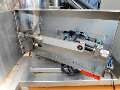 USED HOT POUR FILLER HOT POUR TANK FILLER