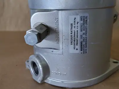 Used BARKSDALE D1X-A3SS-UL Switchgears British Columbia CA | Lenmark #238829