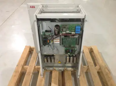 ACS604-0120-4-000B0200901 | ABB  Motor Variable Frequency Drive 3 PH 3AUA489999N304 - For parts or not working