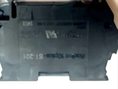 USED E‑T‑A 2‑POS FEED‑THROUGH TERMINAL BLOCK
