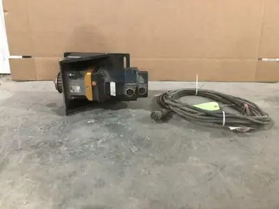Allen-Bradley F-4030-D-H00AA Servo Motor 1.4kW 4000RPM 3PH w/ PX115-010-S2 10:1