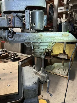 USED WALKER TURNER RADIAL DRILL PRESS