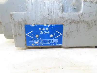 Continental Hydraulics Hydraulic Pilot Operated Directional Valve 120V 60Hz
