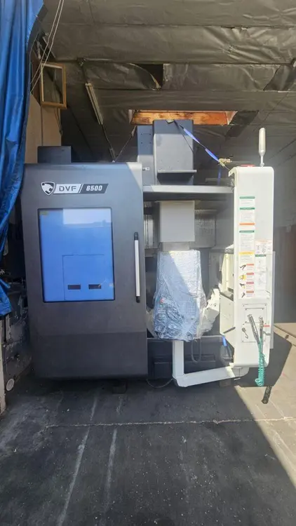 Used 2022 DOOSAN DVF 6500 Vertical Machining Centers (5-Axis or More) Illinois US | BLUMBERG MACHINERY COMPANY #396436