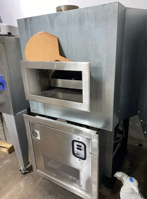 72-0261 Woodstone Mt. Chuckanut 4′ Pizza Deck Oven