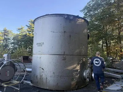 10,000 GALLON MATRIX SERVICE 12' DIAMETER 12' HIGH 316L STAINLESS STEEL  TANK