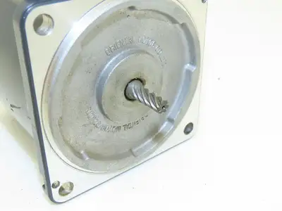 Oriental Motor VHI425AT-GV Induction Motor 25W 1450 RPM 115VAC 1PH Pinion Shaft