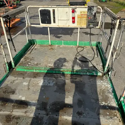 USED 2016 JLG 4394RT