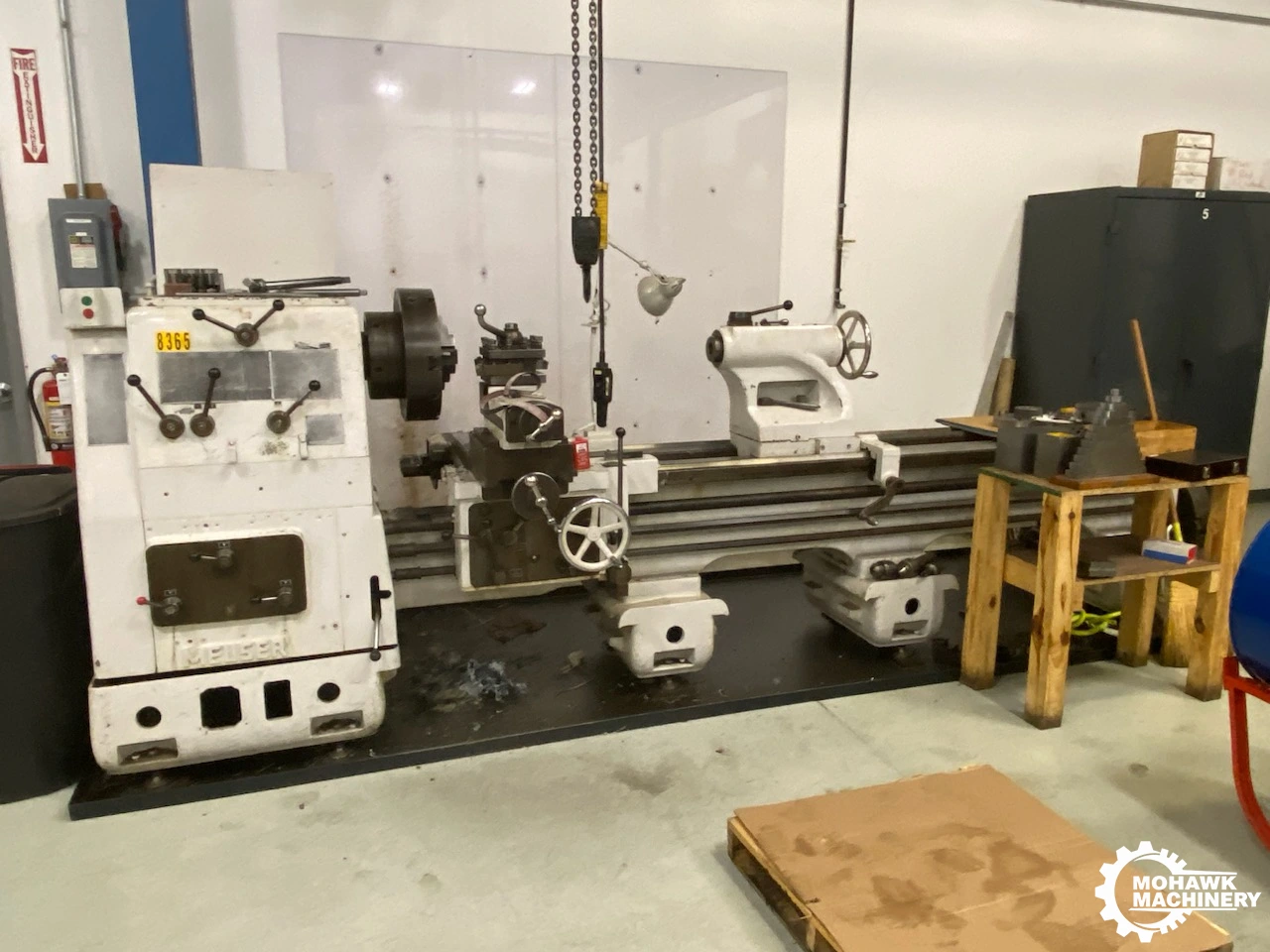 32/45" x 100" MEUSER "TYPE L" GAP-TYPE ENGINE LATHE w/TAPER ATTACHMENT - INCH/METRIC THREADING - CHUCK