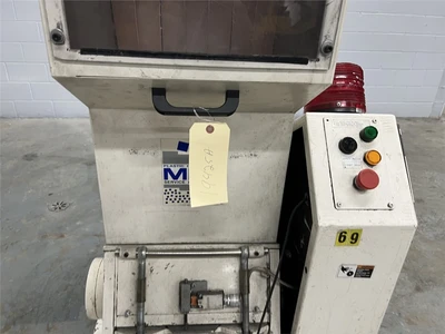 USED MPG M1114N