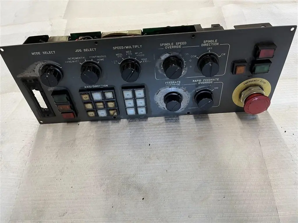 USED ALLEN BRADLEY 8500-MB10 OPERATOR PANEL
