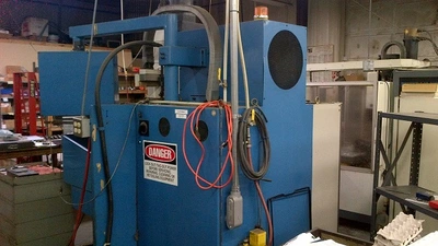 USED 1986 SUPERMAX YCM