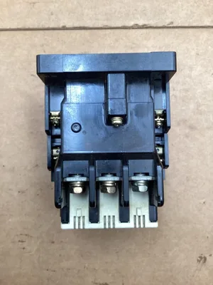 Fuji Electric SC-3N Magnetic Contactor; 4NC2H0; 3 P