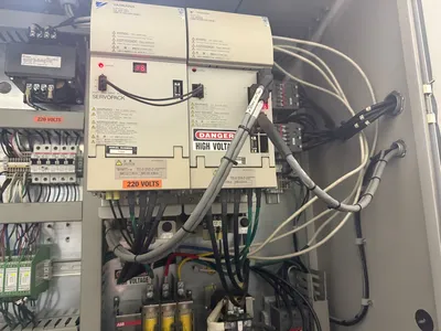 2010 MILLTRONICS VM25 Vertical Machining Centers | Machinery Resources International (18)