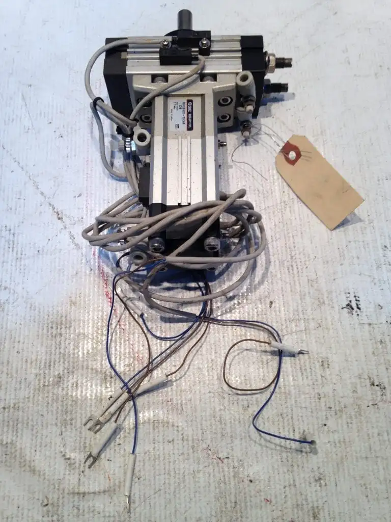 SMC MRQBS32-15CAX Size 32 Rotary Cylinder 1Nm 15mm Stroke 80-100°