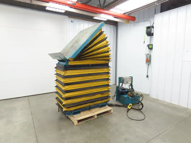 Used ADVANCE _UNKNOWN_ Misc Lifts Indiana US | Arrow Industrial #616924