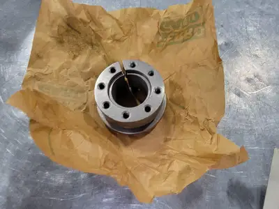1-1/4" x 60 mm Locking Assembly/Keyless Bushing 1061
