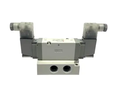 VF5244-5DZ1 | SMC  Solenoid Valve & Base - Used