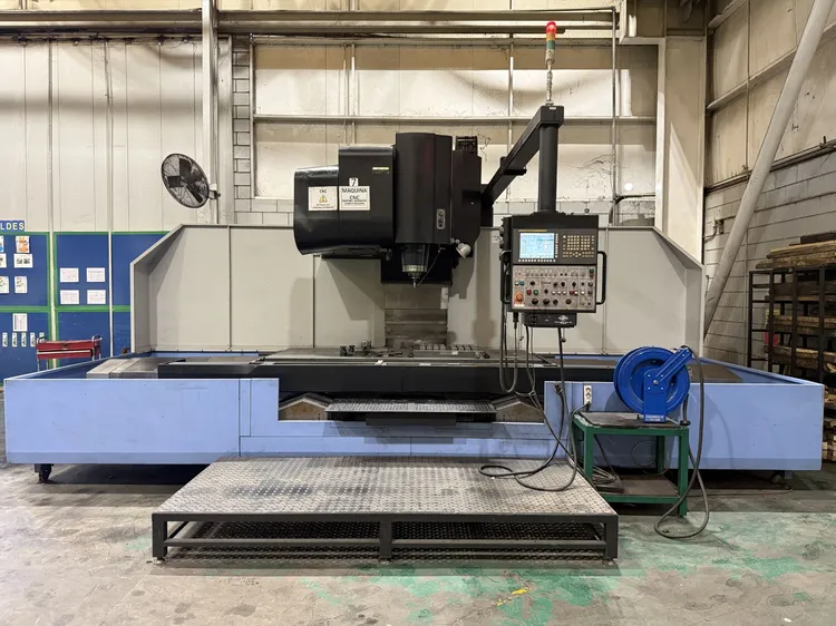 Used 2011 DOOSAN VM960 Vertical Machining Centers California US | Machinery Network #96197