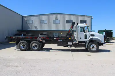 New | in-Stock 2025 MACK GRANITE 64BR Rolloff Trucks Texas US | Roll Off Truck World #1491900
