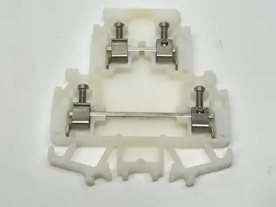 Used Allen-Bradley White Terminal Block 4 Wire Connection Terminal Blocks Michigan US | Maverick Industrial Sales #1489766