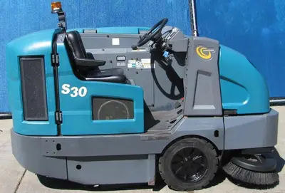 USED TENNANT TENNANT S30