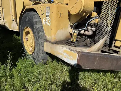 USED 1986 CATERPILLAR 613