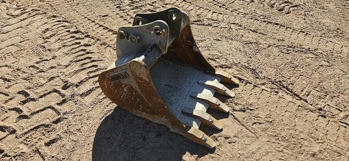 Used EXCAVATOR BUCKET _UNKNOWN_ Earth Buckets Utah US | CSS Equipment Sales #1347484