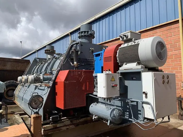 8000 Ltr Carbon Steel Dry Cement Mixer