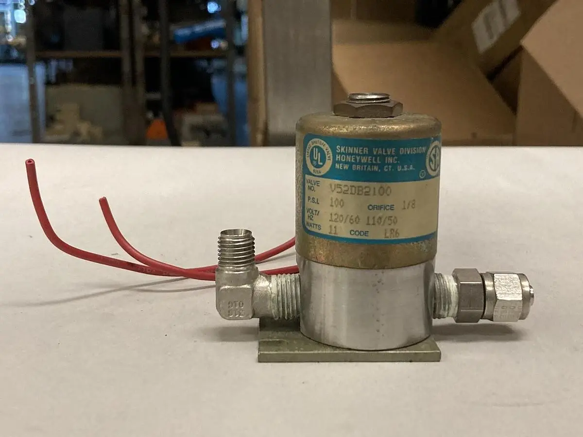 Used SKINNER V52DB2100 Solenoid Valves Ohio US | Surplus Asset Holdings #1243769