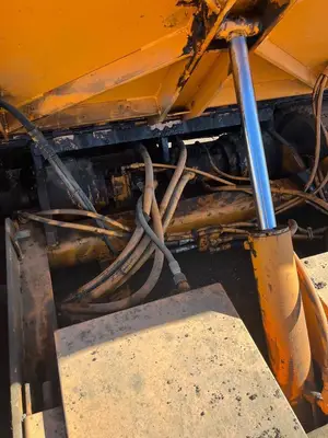 Used 1999 LEEBOY L81000T Asphalt Pavers California US | Ben Kaplan Equipment #1305324