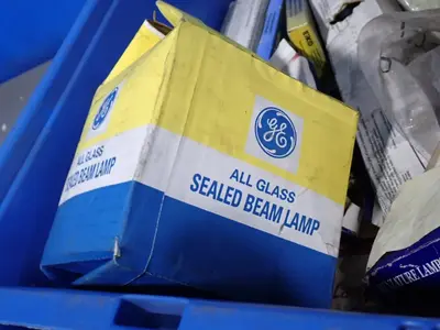 Used SYLVANIA, GE _UNKNOWN_ Light Source Equipment Ohio US | HGR 24 #1406409