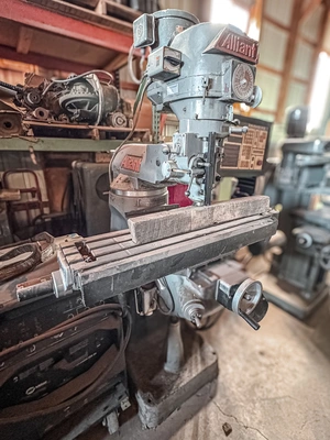 ALLIANT RT2 Vertical Mills | Elevation Machine (1)