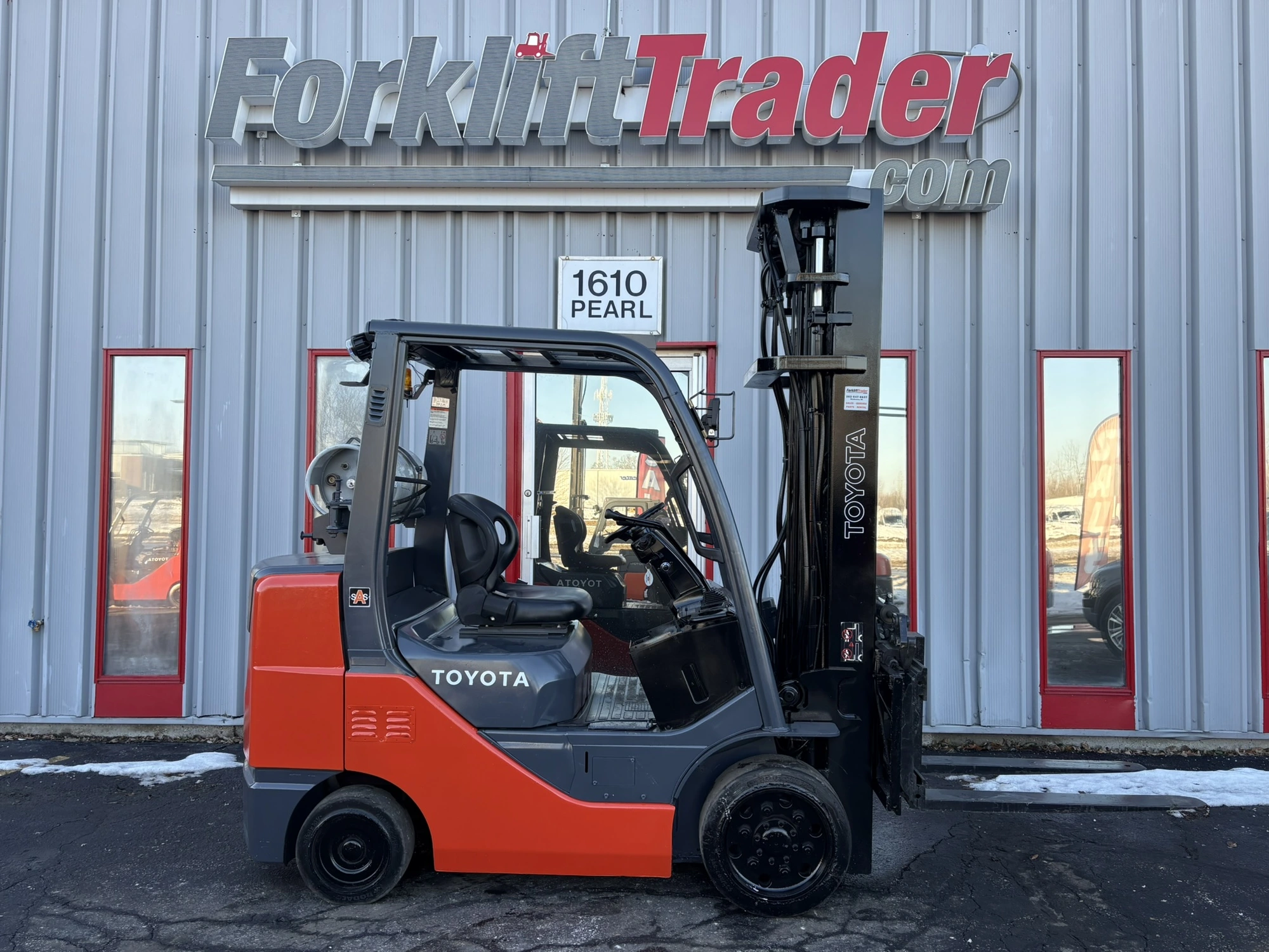 USED 2010 TOYOTA 8FGCU32