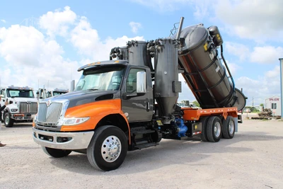Used 2020 INTERNATIONAL MV Septic/Sewer/Vacuum Trucks Texas US | Roll Off Truck World #1491776