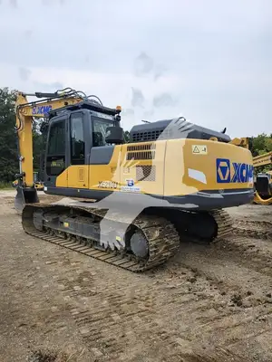 USED 2020 XCMG XE210U