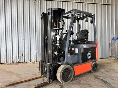 USED 2016 TOYOTA 8FBCHU25