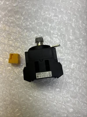 NEW IDEC HW1S-2TF20 -HW1L-MF2F10QD -HW1B-M1F10-G