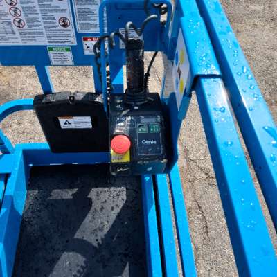 USED 2017 Genie GS-1930