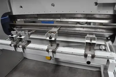 USED LVD PPEB 80 TON X 2500 MM CNC
