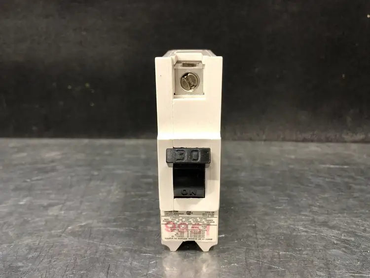 Used FEDERAL PIONEER NB130 Switchgears British Columbia CA | Lenmark #244206