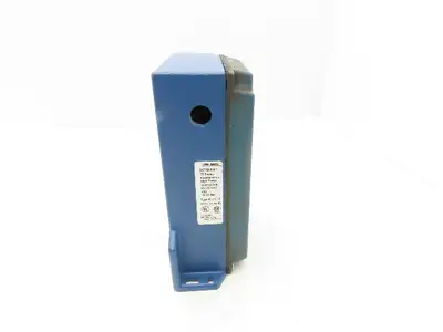 Used CUTLER HAMMER _UNKNOWN_ Proximity Sensors Indiana US | Arrow Industrial #1316765