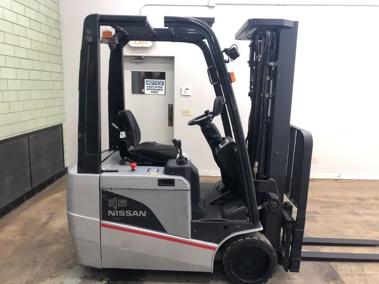 Used 2008 NISSAN TX35 3-Wheel Sit down Electric Counterbalance Forklifts Colorado US | Discount Forklift #403149