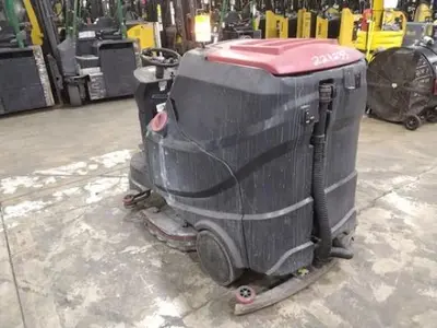 USED 2021 VIPER AS1050R