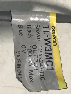 USED OMRON TL-W3MC1