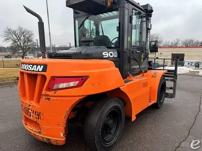 USED 2016 DOOSAN D90S-7