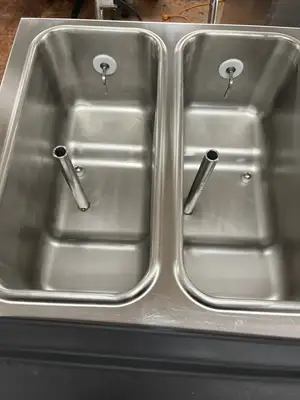 Used Taylor Used 2018 Taylor 432-27 2 Flavor Frozen Beverage Freezer Slushie 208/230V Slushie Machines Illinois US | Falcon Restaurant Supply #1375628